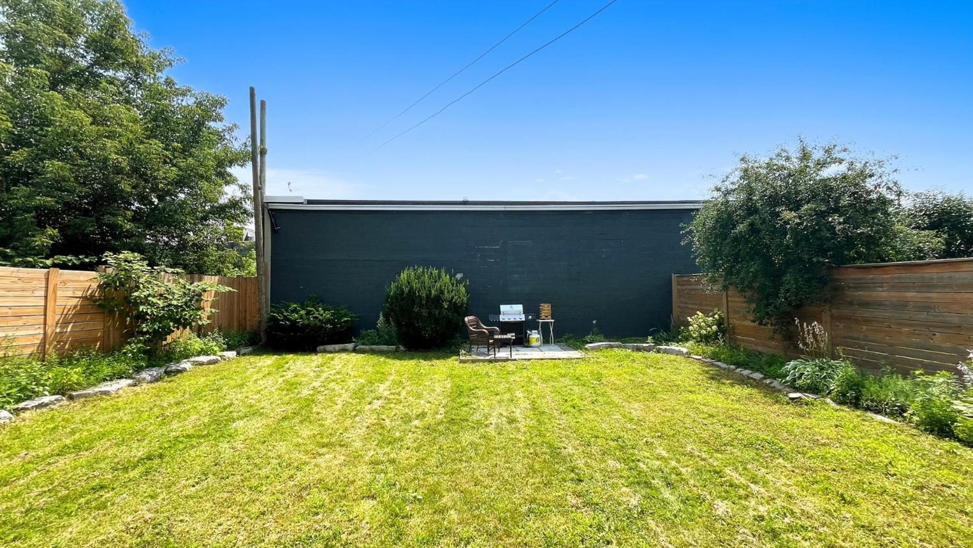 Ferienwohnung Cozy 2Br House Near Centre With Patio, Bbq, Backyard, And Netflix Peterborough Exterior foto